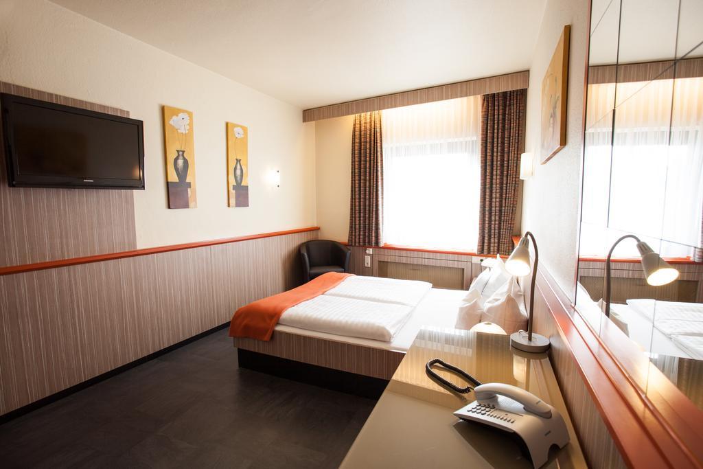 Trip Inn Hotel Ariane Köln Eksteriør bilde