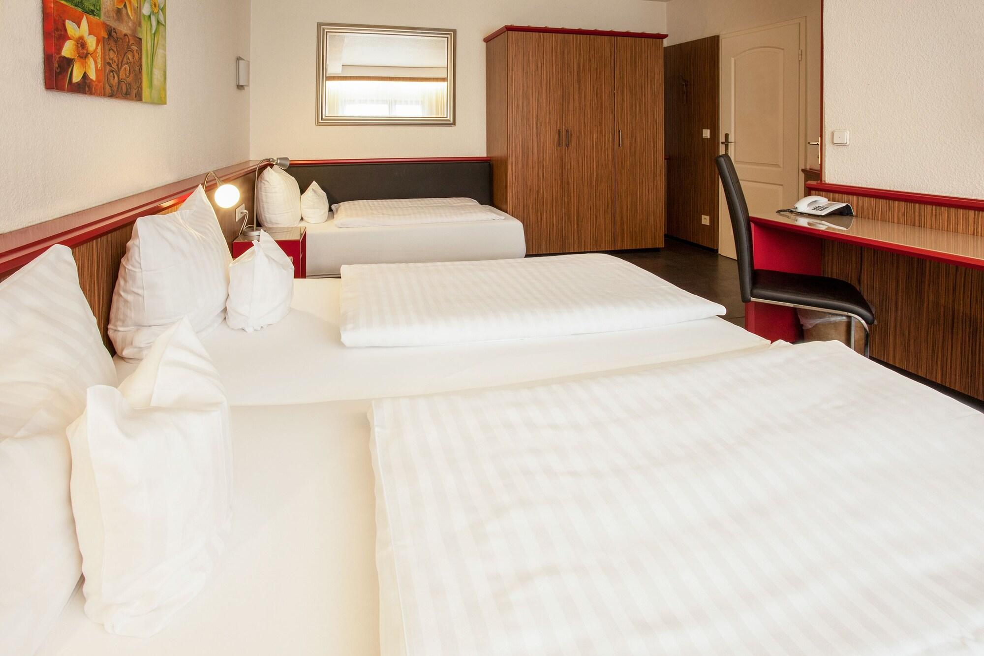Trip Inn Hotel Ariane Köln Eksteriør bilde
