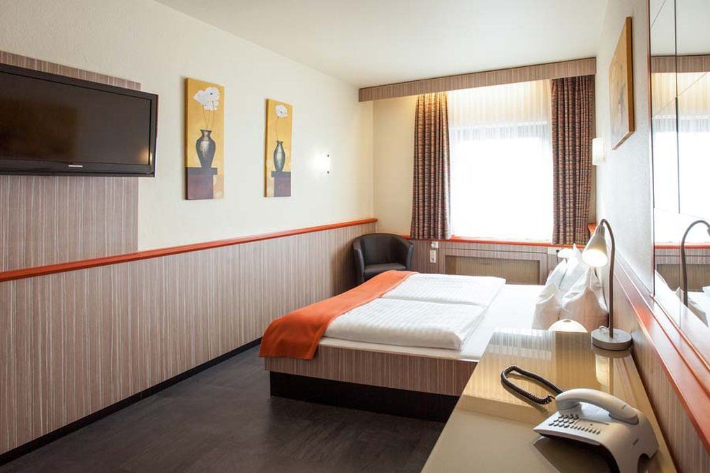 Trip Inn Hotel Ariane Köln Eksteriør bilde